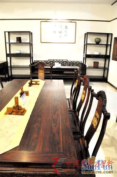 紅木家具遇真假辨識難題 行業(yè)急需相關(guān)標(biāo)準(zhǔn)約束