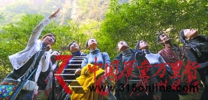 旅游業(yè)低價(jià)競(jìng)爭(zhēng)陷惡性循環(huán)導(dǎo)游管理體制要改革